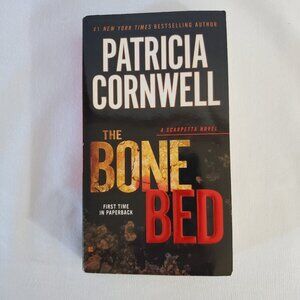 Patricia Cornwell – The Bone Bed – A Scarpetta Novel – Paperback